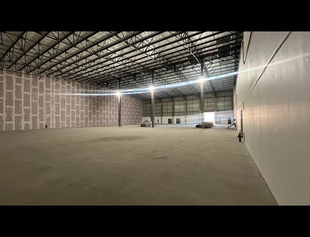 2,500M² WAREHOUSE TO LET IN SPARTAN